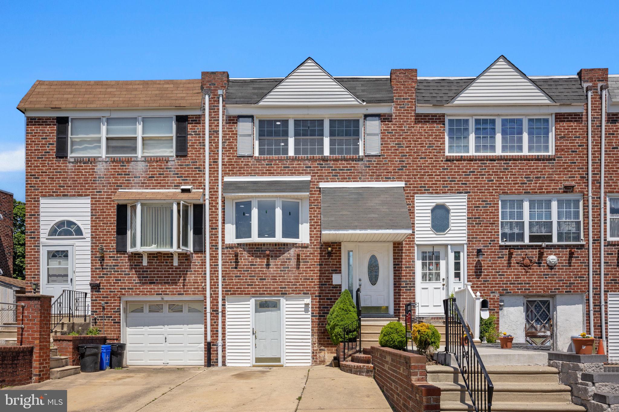3203 Holly Road Philadelphia, PA 19154 - Photo 1 of 30