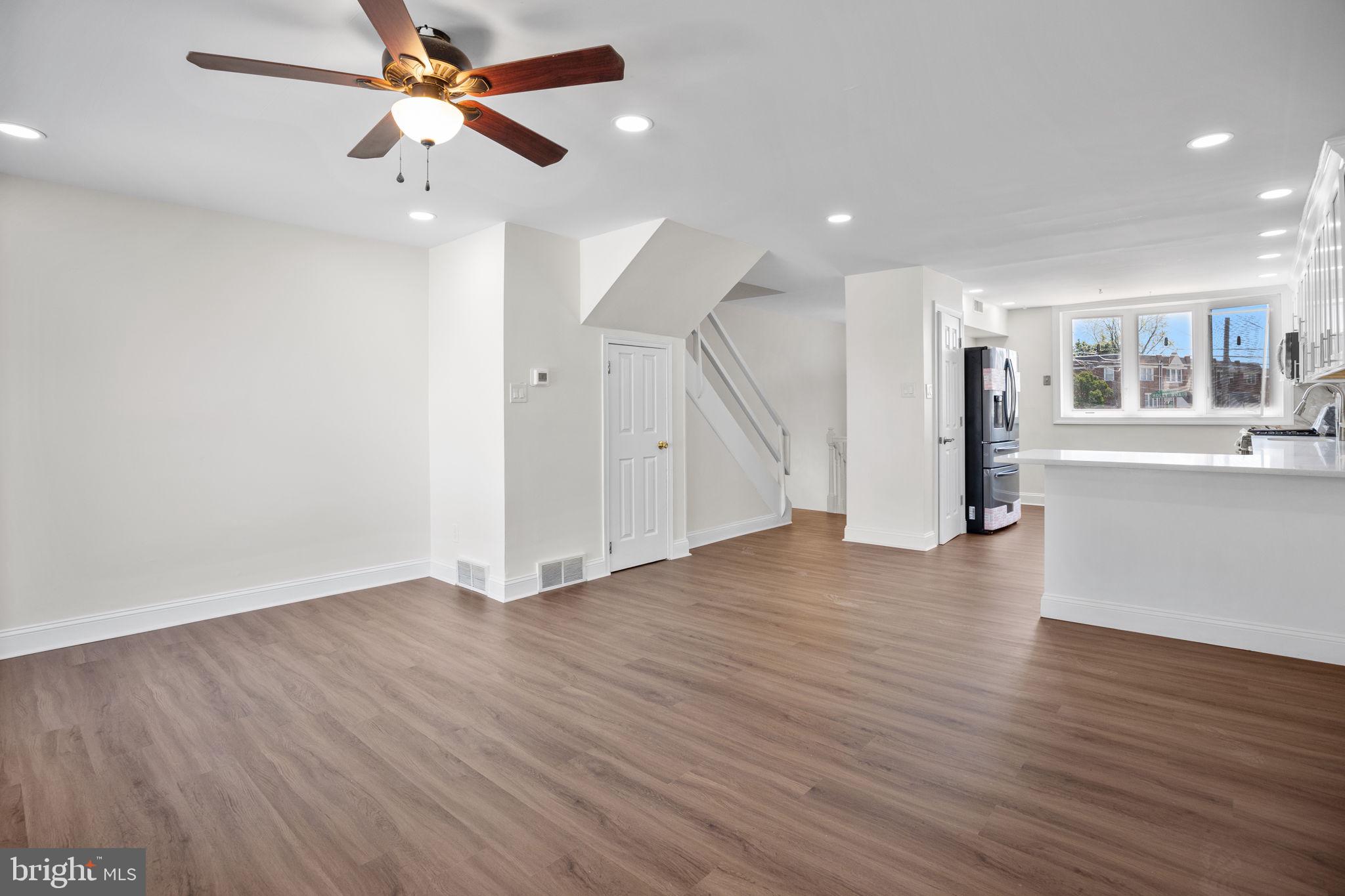 3203 Holly Road Philadelphia, PA 19154 - Photo 5 of 30