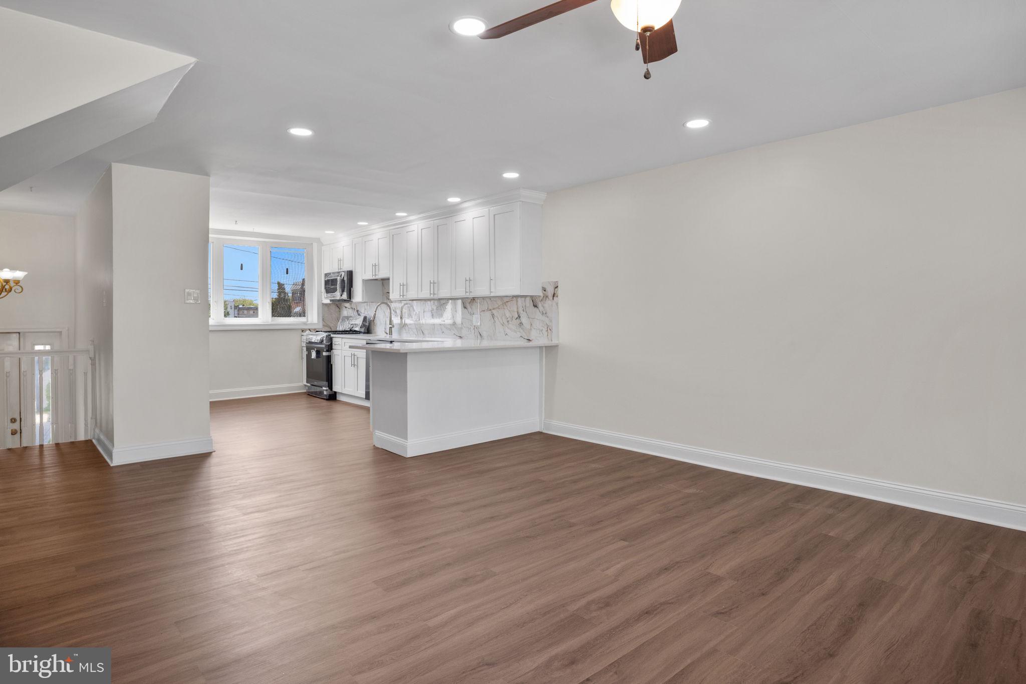 3203 Holly Road Philadelphia, PA 19154 - Photo 6 of 30