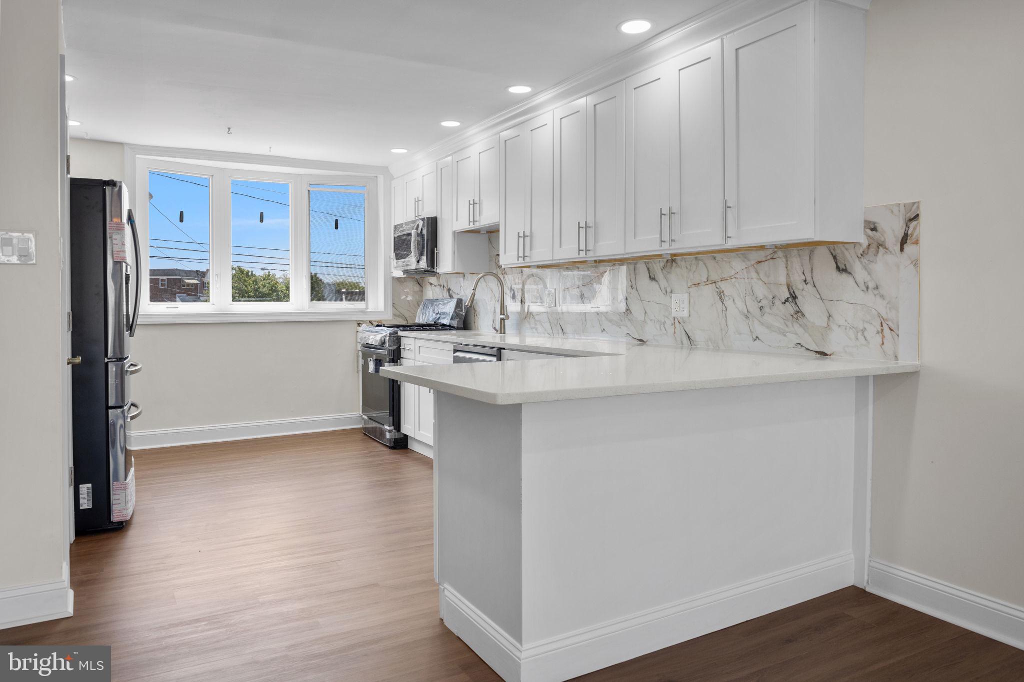 3203 Holly Road Philadelphia, PA 19154 - Photo 7 of 30