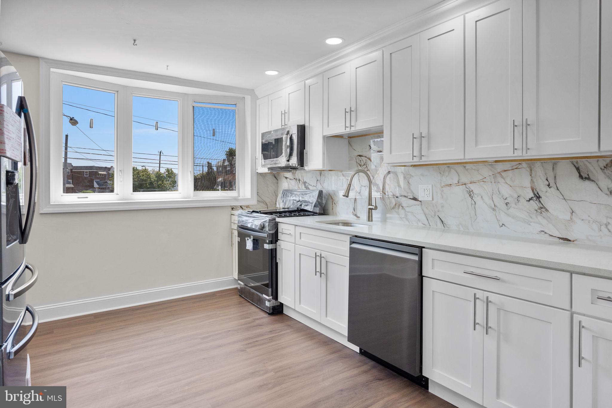 3203 Holly Road Philadelphia, PA 19154 - Photo 8 of 30