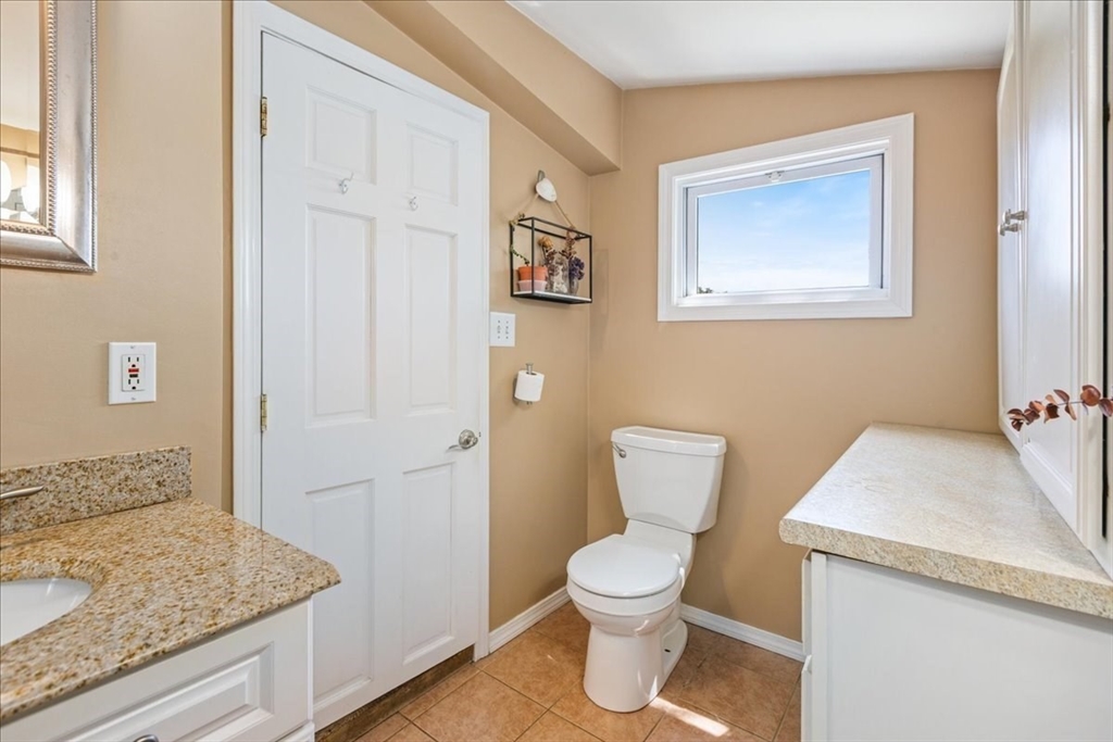 6 Exeter Place Billerica, MA 01821 - Photo 36 of 40 Gallery Image 36