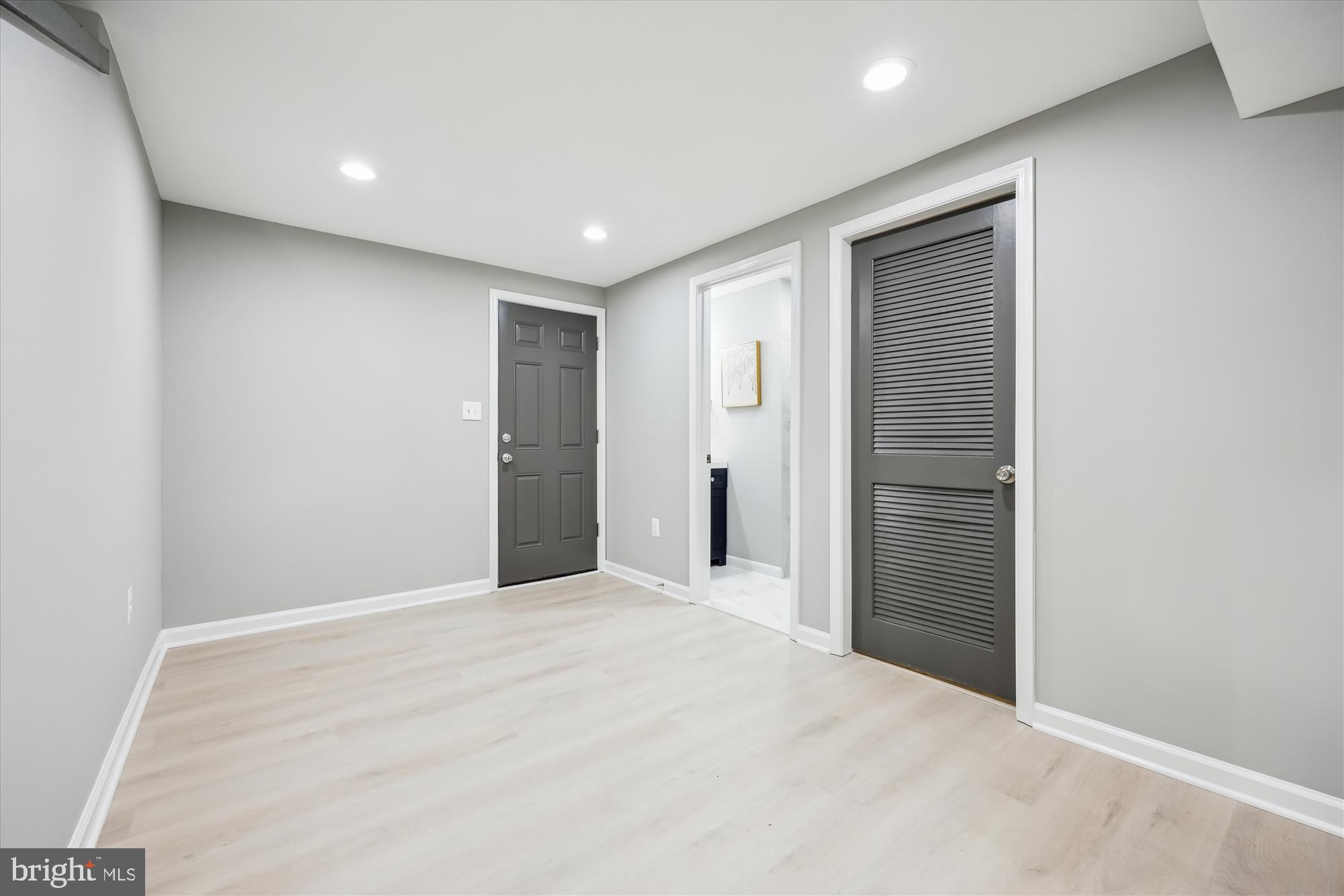 10916 Lombardy Road Silver Spring, MD 20901 - Photo 38 of 55 Gallery Image 38