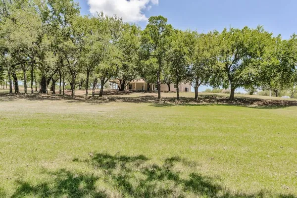 $785,000 | 547 Farm To Market 677, St. Jo, TX 76265