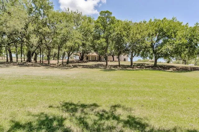 $850,000 | 547 Farm To Market 677, St. Jo, TX 76265
