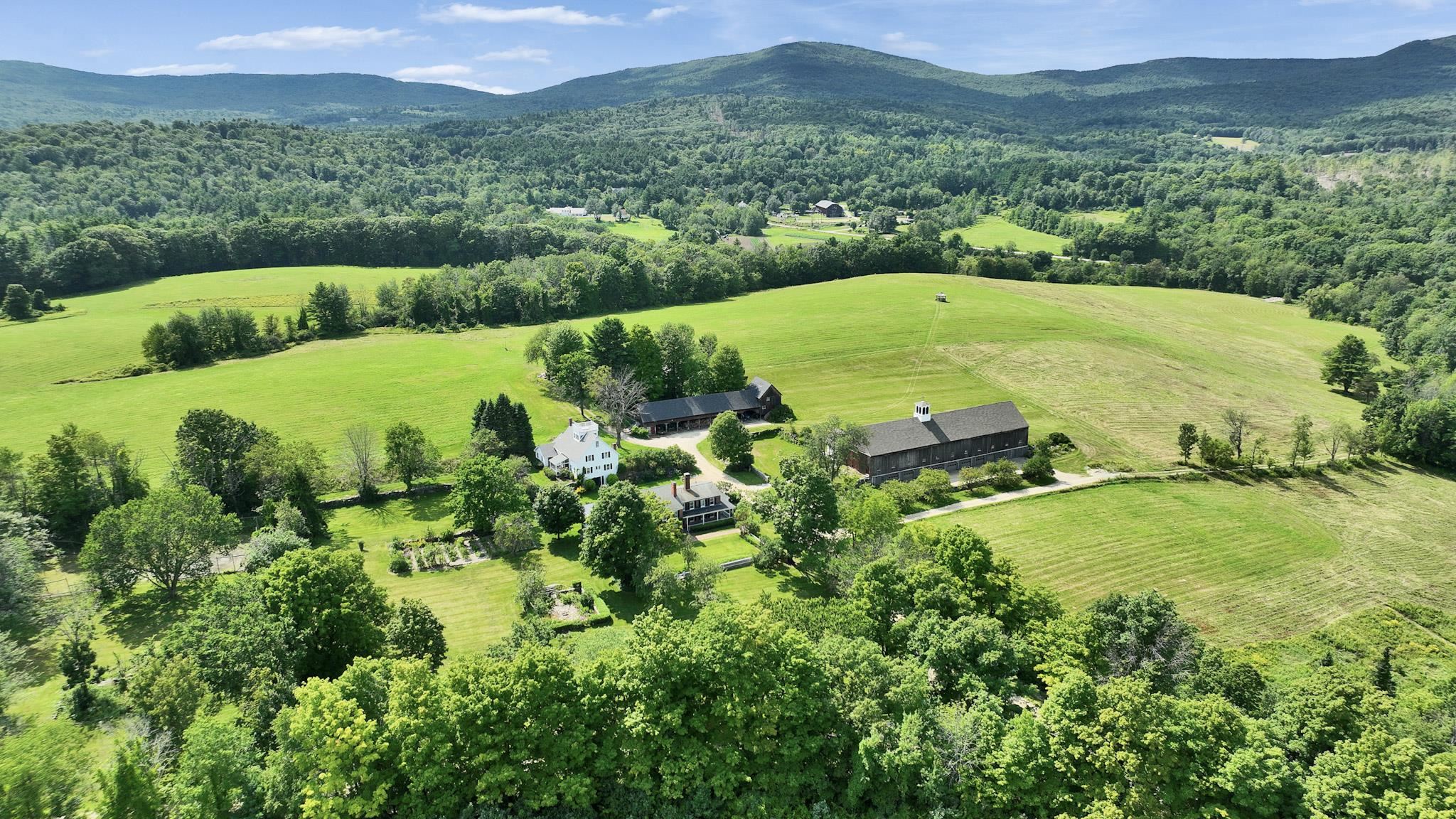 37 Old County Farm Road Wilton, NH 03086 - Photo 2 of 60 Gallery Image 2