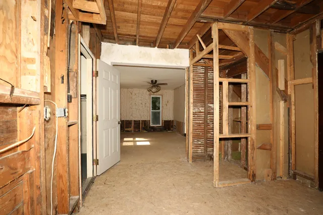 $122,500 | 1210 Harrison Street, Lowell, IN 46356