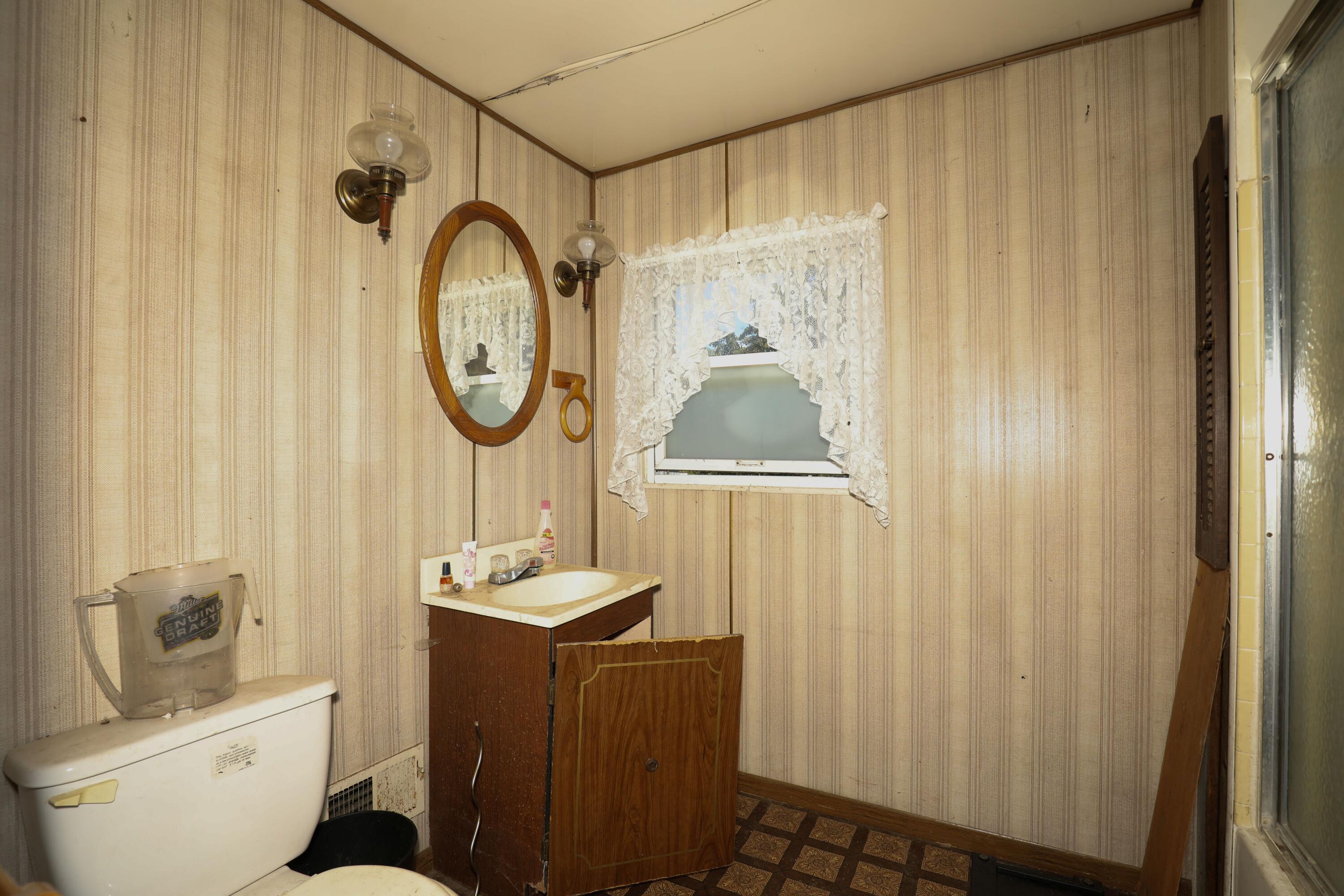 1210 Harrison Street Lowell, IN 46356 - Photo 7 of 19 3000x2000