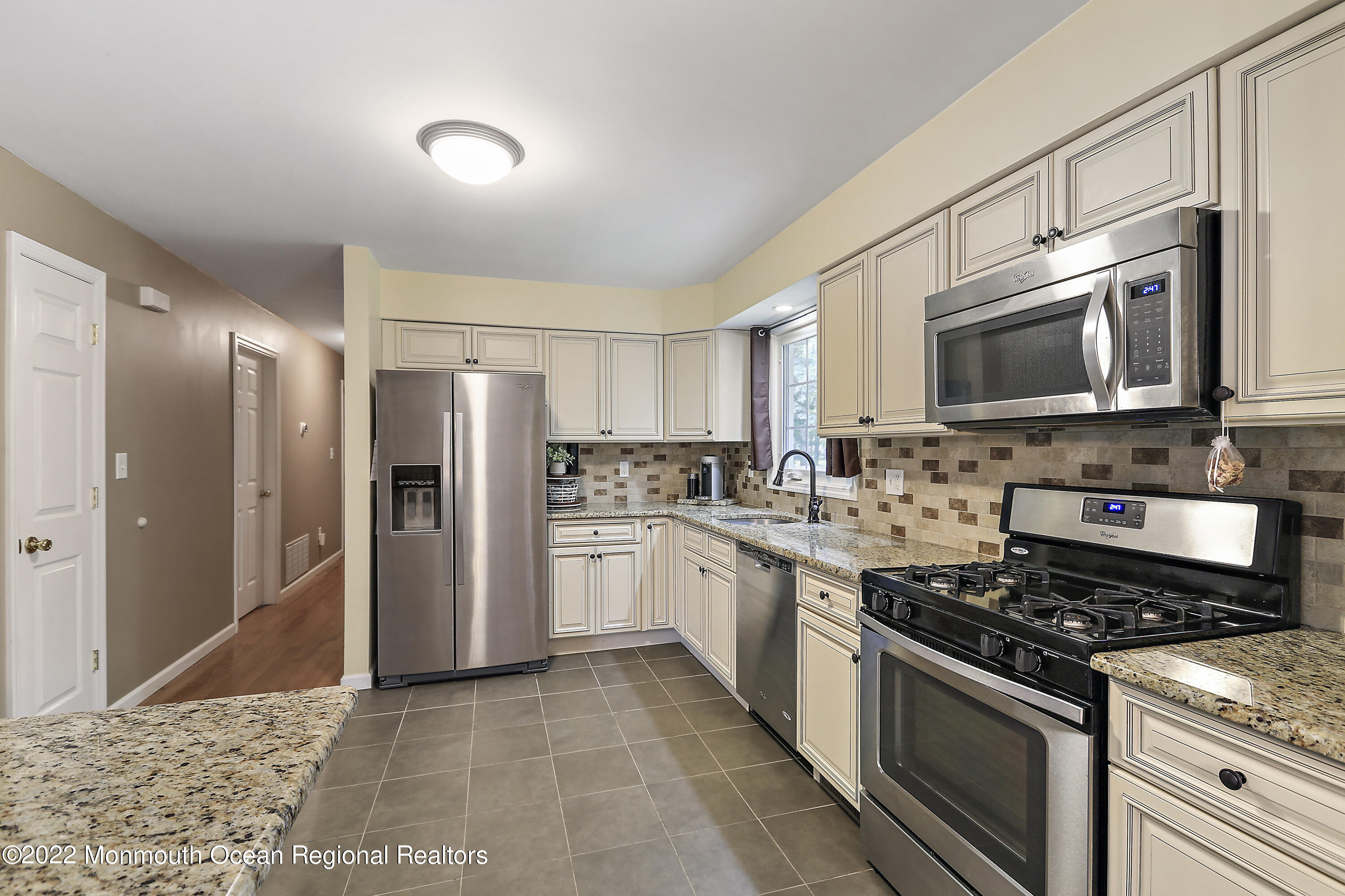 463 Cedar Swamp Road Jackson, NJ 08527 - Photo 9 of 40 5W5A3750