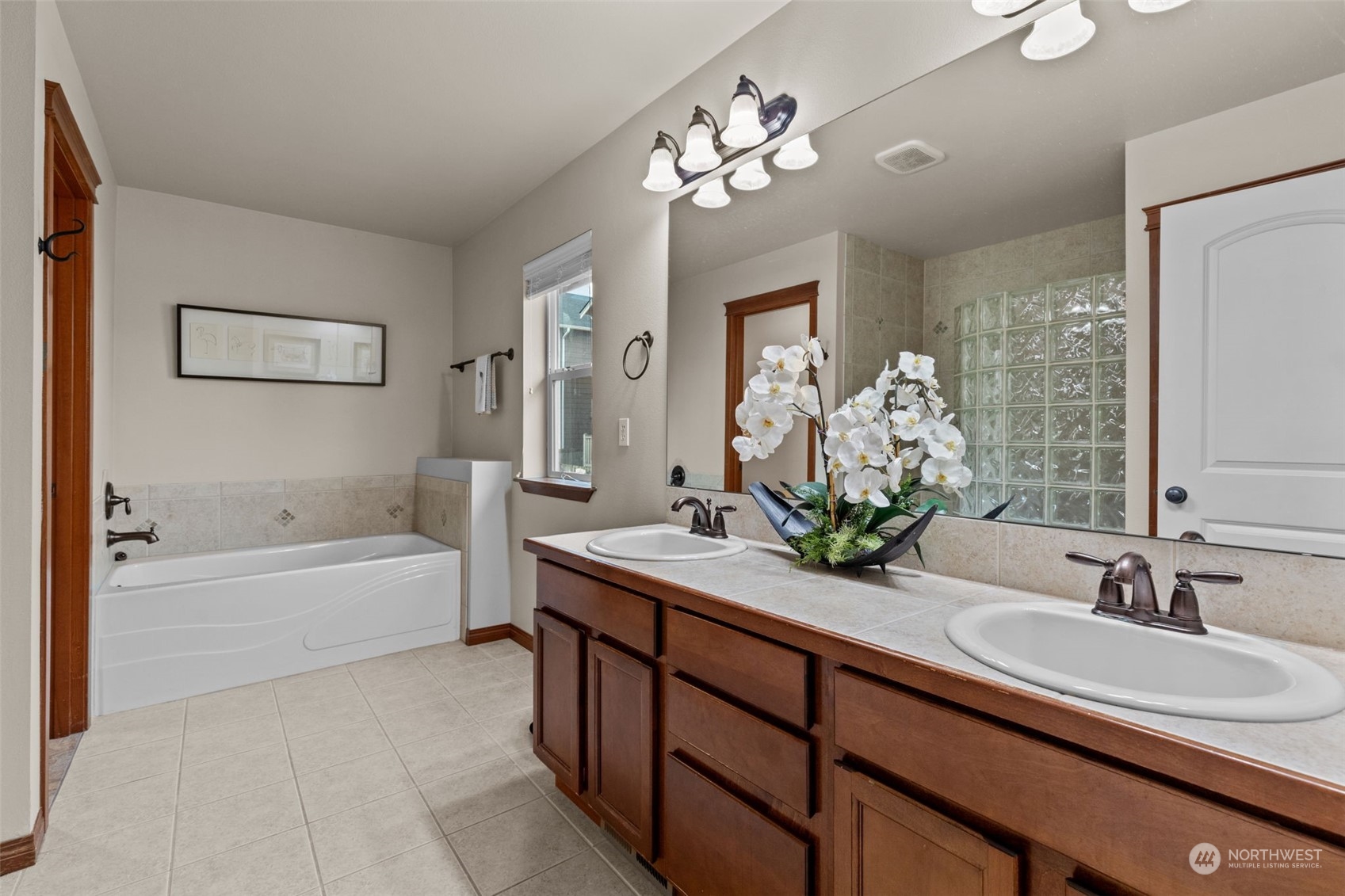228 161st Place Southeast Bothell, WA 98012 - Photo 24 of 40 Gallery Image 24