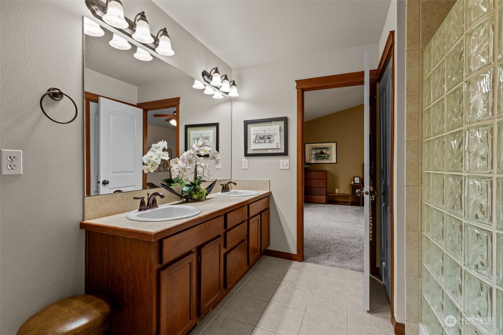 228 161st Place Southeast Bothell, WA 98012 - Photo 25 of 40 Gallery Image 25