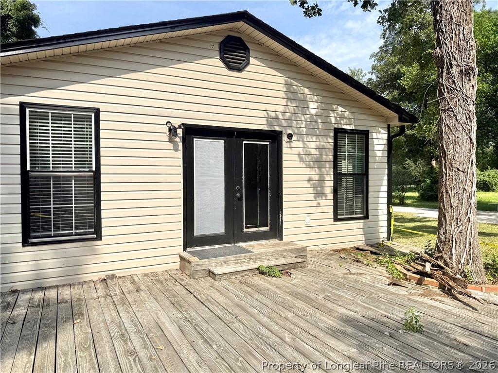 912 Main Street Raeford, NC 28376 - Photo 29 of 38 Deck