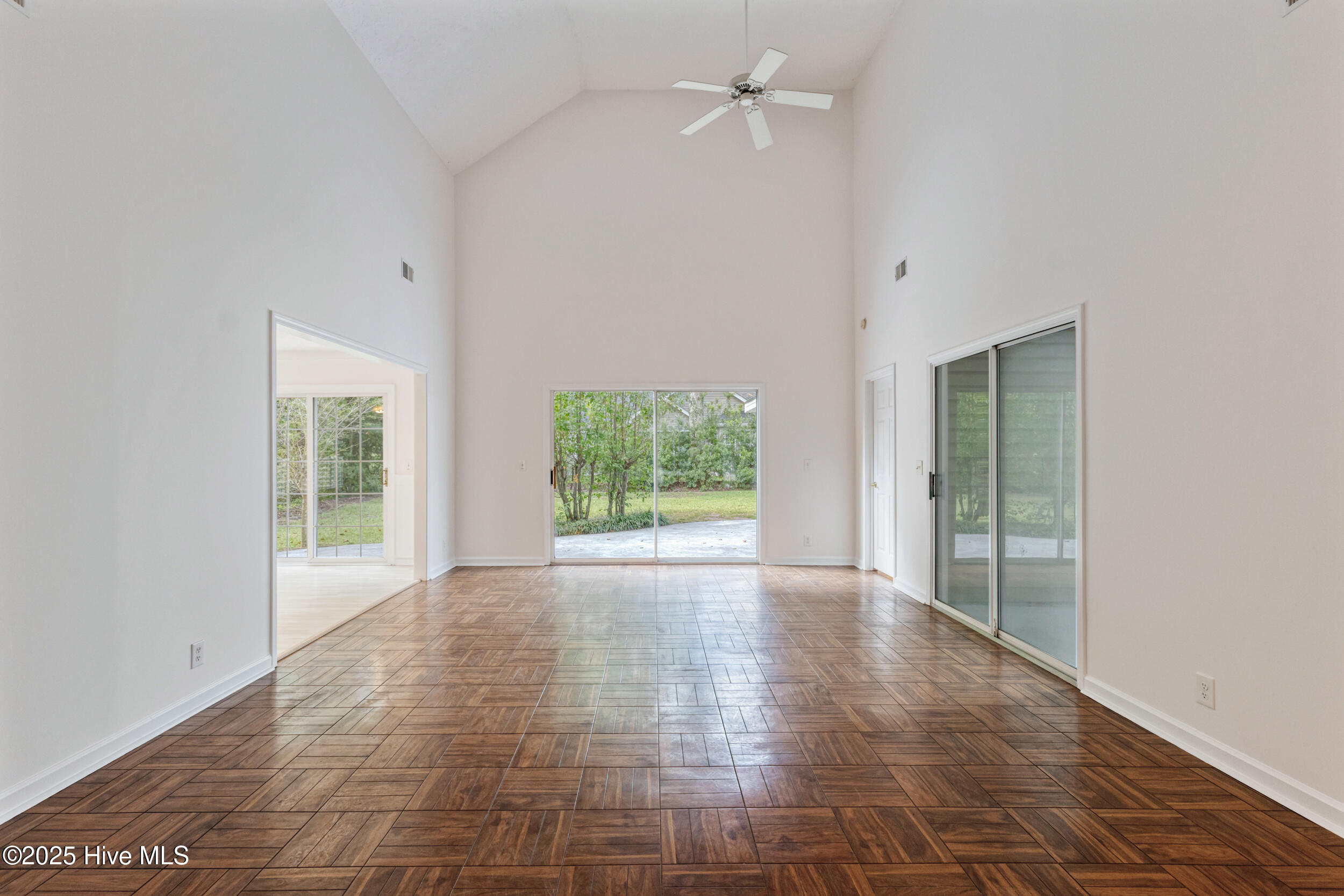 9 Ct 3 Calabash, NC 28467 - Photo 11 of 46 12_jms_18