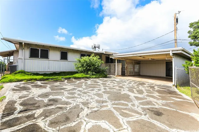 $2,800 | 99-623 Ulune Street, Aiea, HI 96701