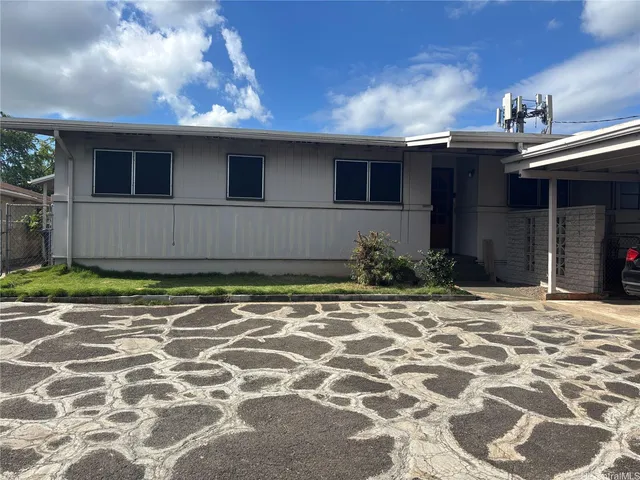 $2,800 | 99-623 Ulune Street, Aiea, HI 96701