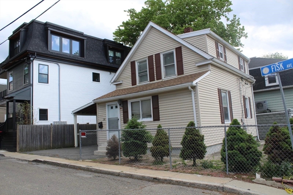 38 Fisk Avenue Somerville, MA 02145 - Photo 2 of 13