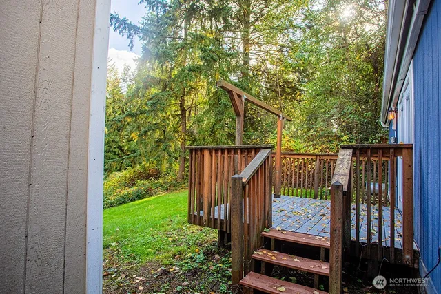 a view of a yard from a balcony