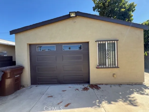 $545,000 | 836 West Cedar Street, Compton, CA 90220