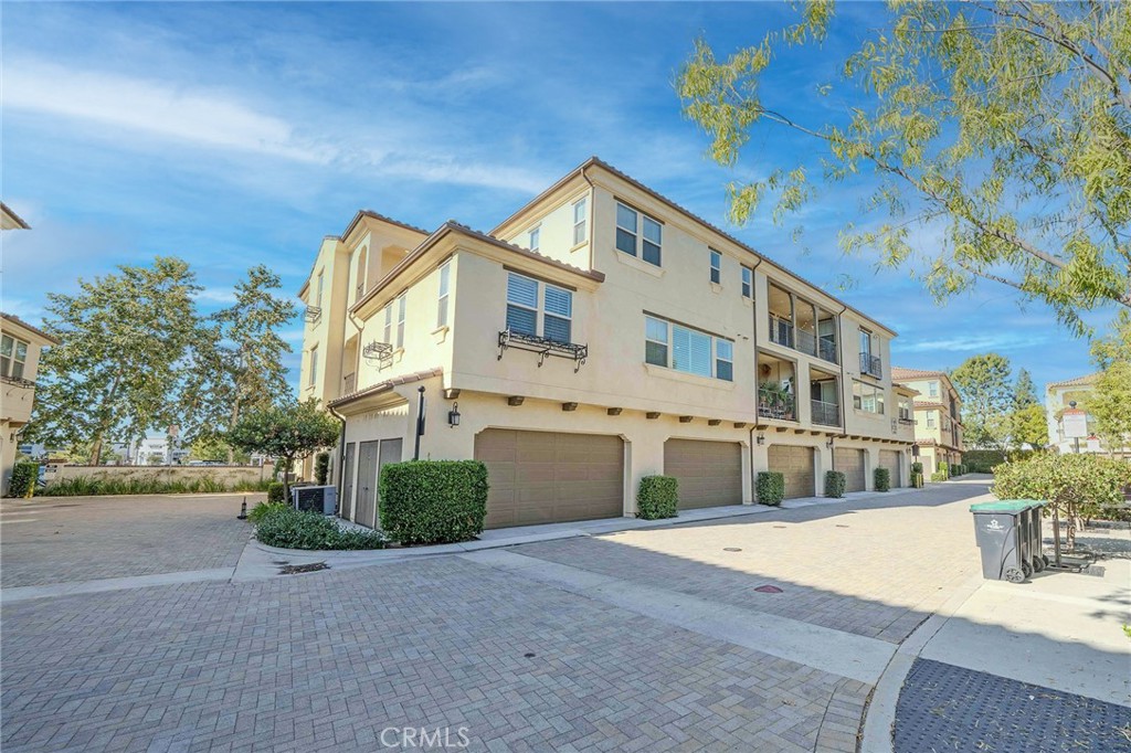 3378 Merida Lane Brea, CA 92823 - Photo 2 of 37