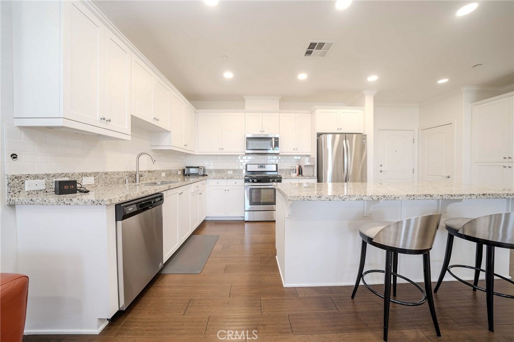 3378 Merida Lane Brea, CA 92823 - Photo 10 of 37