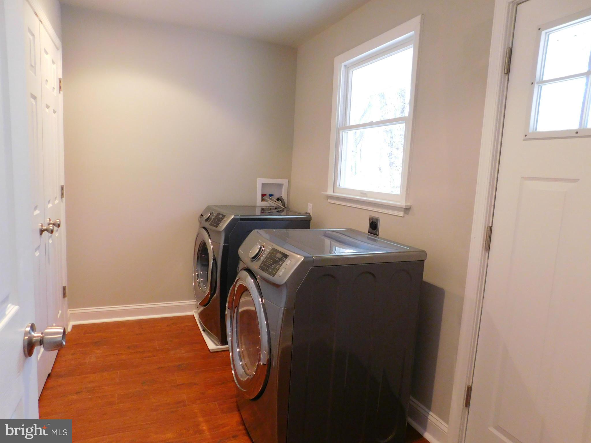 10 Cherry Hill Road Street, MD 21154 - Photo 14 of 29 Laundry/Mud Room