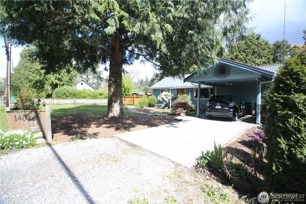 $3,550 | 14026 Meridian Avenue North, Shoreline, WA 98133