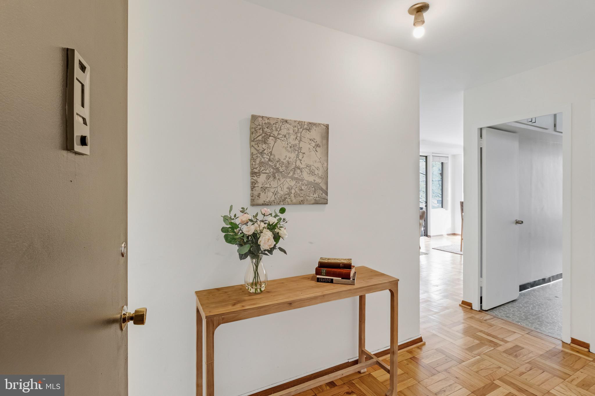 4000 Tunlaw Road Northwest, Unit 907 Washington, DC 20007 - Photo 8 of 40 Gallery Image 8