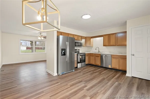 $199,900 | 309 Reynolds Street, Charlestown, IN 47111