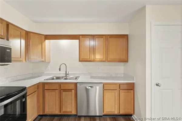 $199,900 | 309 Reynolds Street, Charlestown, IN 47111