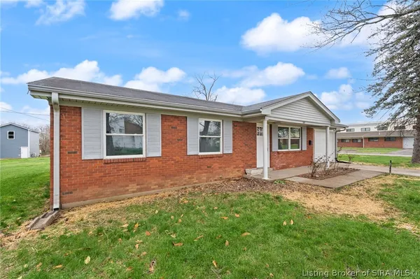 $199,900 | 309 Reynolds Street, Charlestown, IN 47111