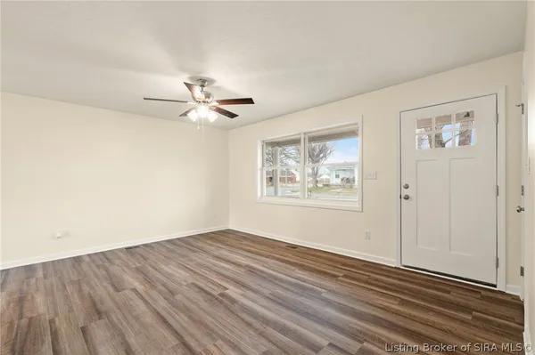 $199,900 | 309 Reynolds Street, Charlestown, IN 47111