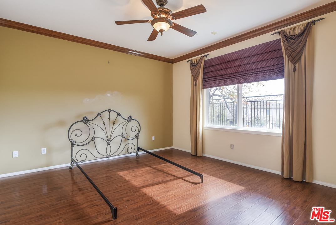 19920 Oakville Court Porter Ranch, CA 91326 - Photo 13 of 30