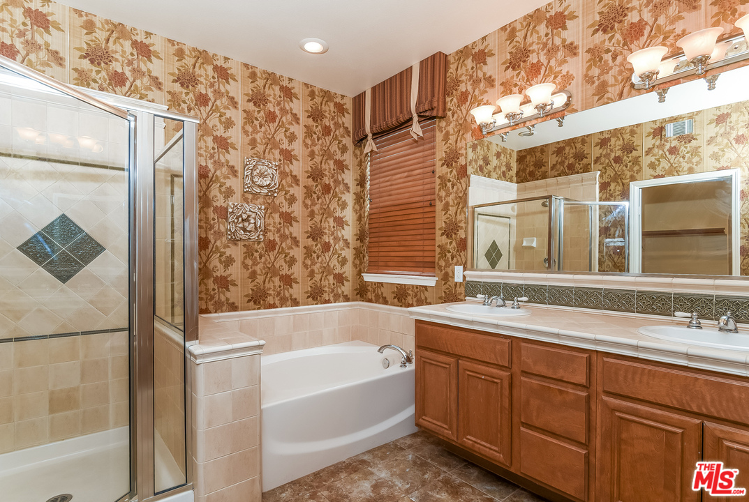 19920 Oakville Court Porter Ranch, CA 91326 - Photo 16 of 30