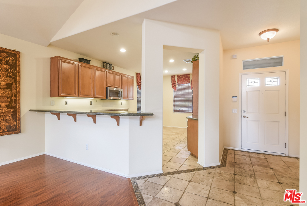 19920 Oakville Court Porter Ranch, CA 91326 - Photo 10 of 30