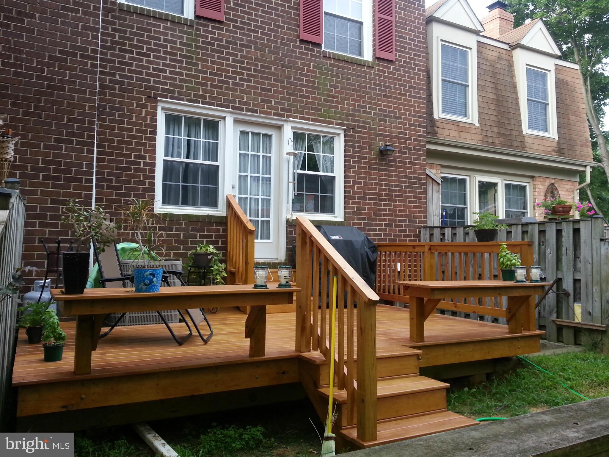462 Colonial Ridge Lane, Unit 89 Arnold, MD 21012 - Photo 25 of 27 Exterior Deck (Rear)