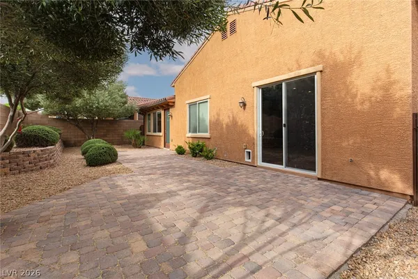 $2,700 | 964 Via Vannucci Way, Henderson, NV 89011