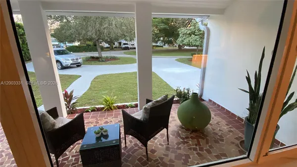 $4,500 | 951 Northeast 116th Street, Biscayne Park, FL 33161