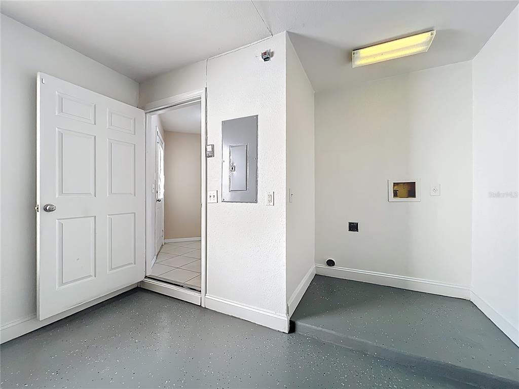 100 Silver Sea Road Winter Springs, FL 32708 - Photo 31 of 44 a view of a room with closet