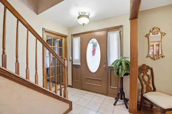 $699,900 | 1033 Pucksinwah Point Drive, West Harrison, IN 47060
