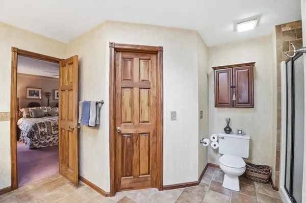 $699,900 | 1033 Pucksinwah Point Drive, West Harrison, IN 47060