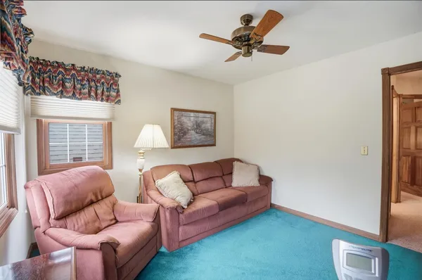 $699,900 | 1033 Pucksinwah Point Drive, West Harrison, IN 47060