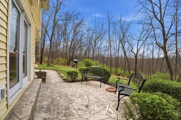 $699,900 | 1033 Pucksinwah Point Drive, West Harrison, IN 47060