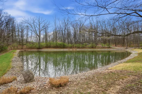 $699,900 | 1033 Pucksinwah Point Drive, West Harrison, IN 47060