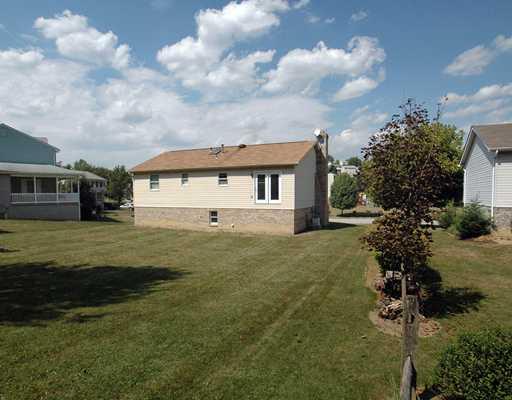 312 Rizzi Drive Irwin, PA 15642 - Photo 14 of 14 Exterior Back.