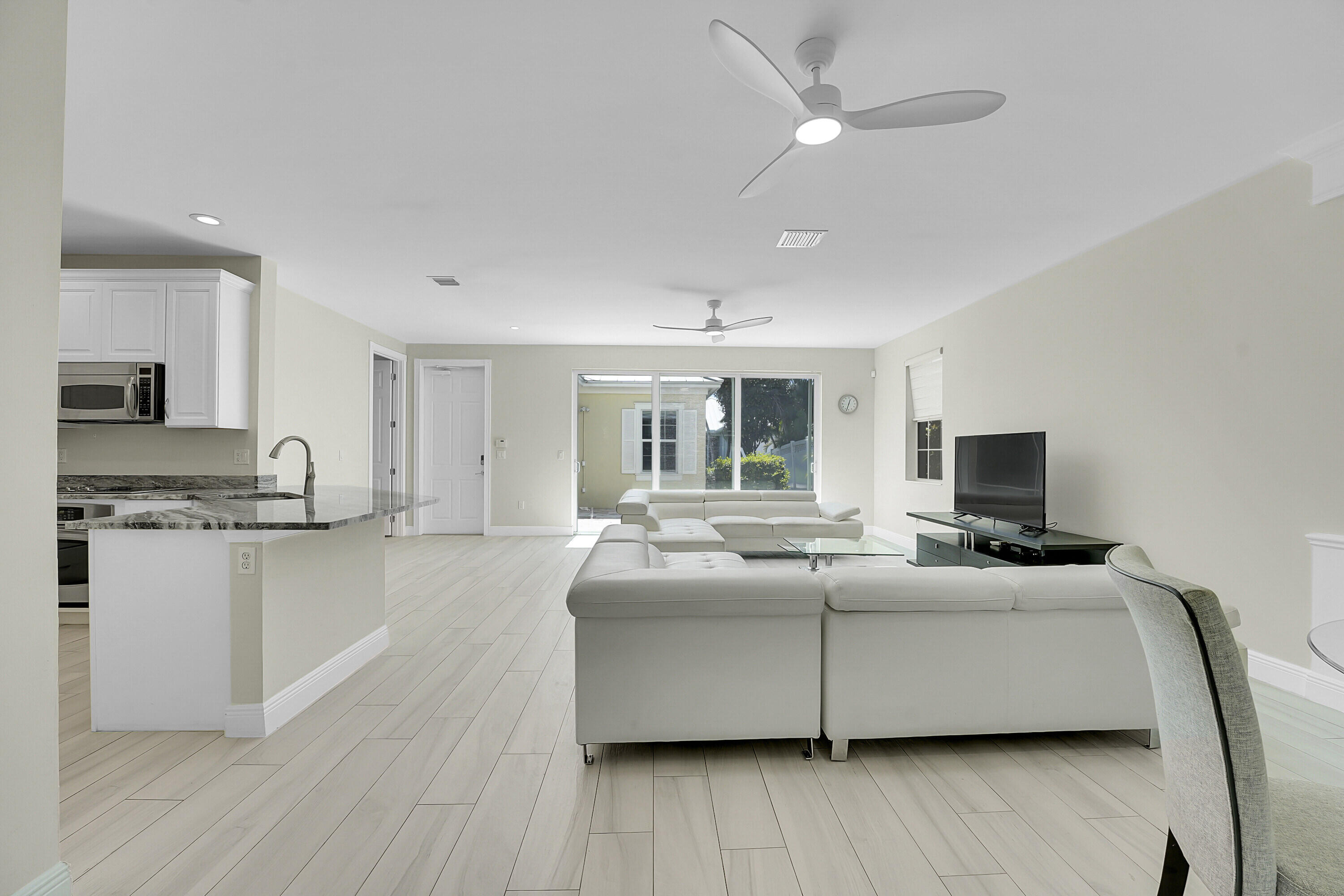 1150 Key Largo Street Jupiter, FL 33458 - Photo 7 of 52 07_02_1 (7)