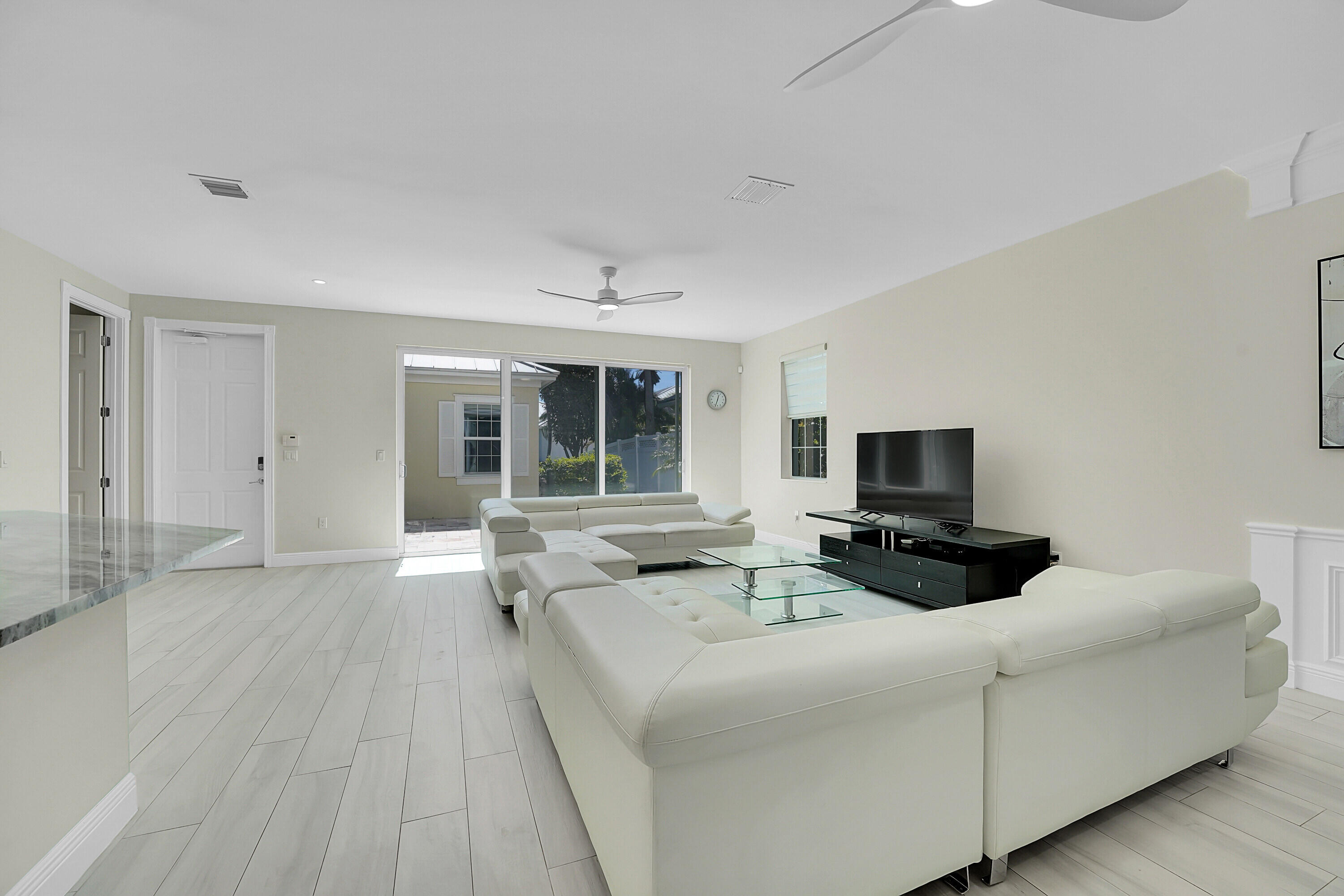 1150 Key Largo Street Jupiter, FL 33458 - Photo 8 of 52 08_03_1 (8)