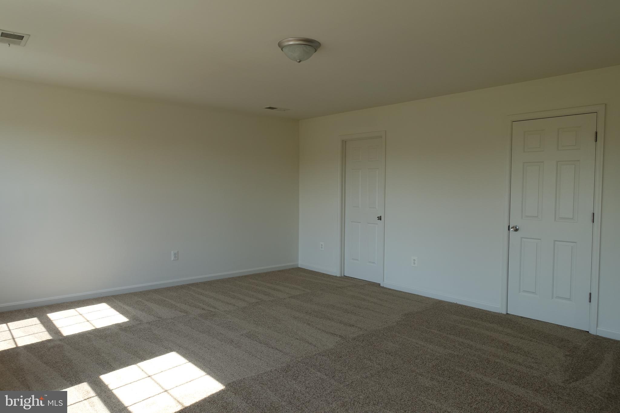411 Robbins Farm Road Cambridge, MD 21613 - Photo 19 of 35 Master bedroom with bath and walk in close