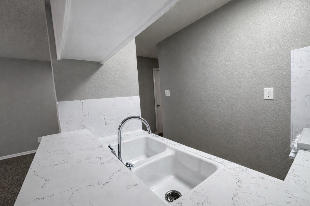 414 Marshall Street, Unit 21 Houston, TX 77006 - Photo 4 of 7 a close view of a sink in a bathroom