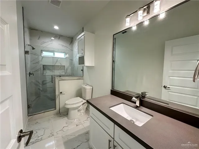 $1,150 | 2304 East San Andrea Street, Unit 4, Edinburg, TX 78542