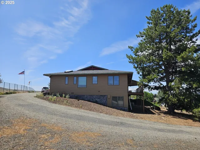 $1,125,000 | 1014 Roe Drive, Goldendale, WA 98620